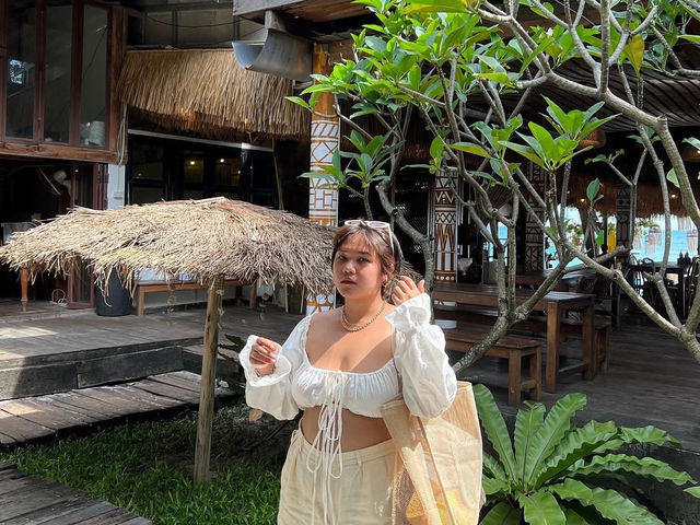Tonsak cafe 🌴 คาเฟ่ที่ใครไปก็ต้องแวะ