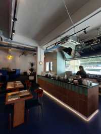 🇸🇬A little Quirky but Loud Personality⭐The Cafe is