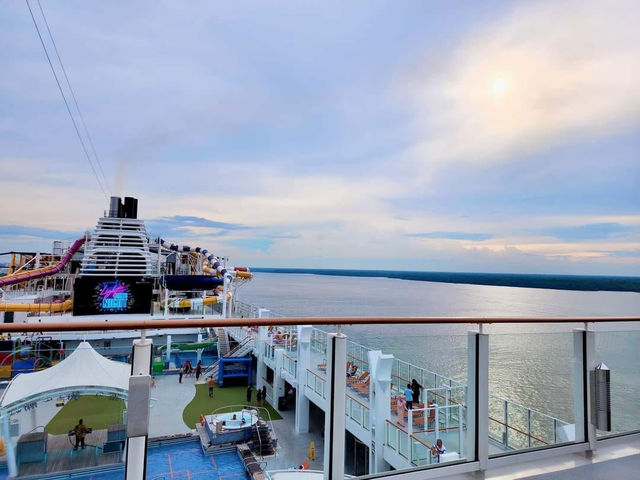 A Fun-Filled Voyage on the Genting Dream Cruise