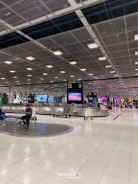 สนามบินสุวรรณภูมิขาออก ก่อนเดินทางสู่ไต้หวัน