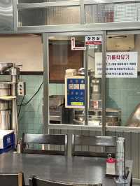 강남역 제복쟁반이 유명한 줄서는 식당 청류벽❗️