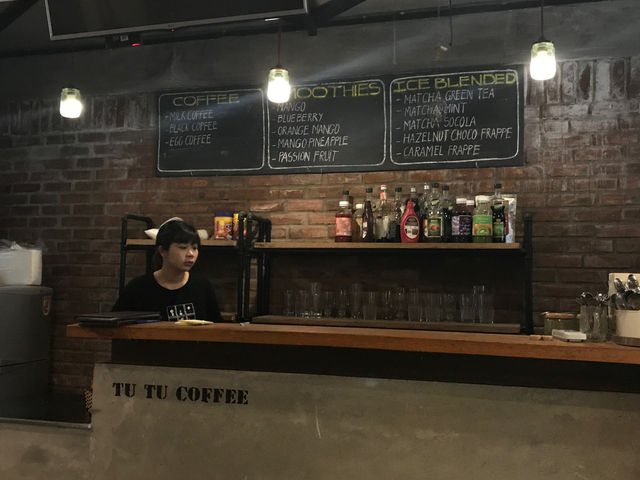 닌빈에서 여유를 찾는 카페 Tu Tu coffee