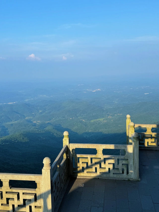 Wuhan Surroundings | Self-Driving to Suizhou Dahong Mountain: A Spiritual Retreat 🌄