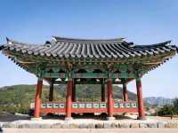 Tranquility by the Water: A Stroll Through Seoho Park