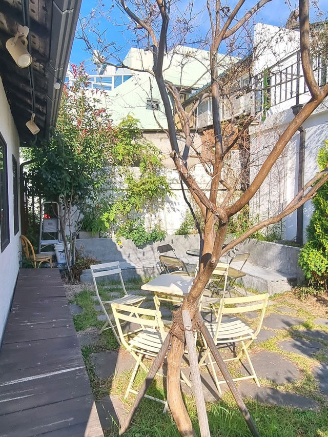 👒[진해카페] 포토존 가득한 카페 ‘송학커피’