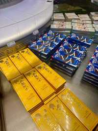 รีวิวร้าน Holiland ที่ Super Brand mall