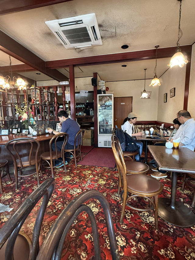 Café-Hopping Along the Chūō Line – Toast, Pancakes & Retro Vibes