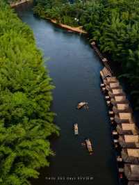 The FloatHouse River Kwai ท่ามกลางขุนเขา