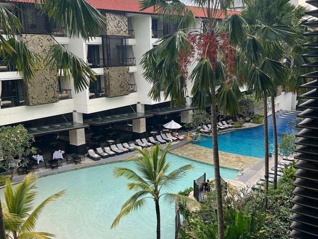 “The Trans Resort Bali in Seminyak:Seminyak’s Luxurious Oasis of Elegance”