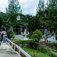 รีสอทร์ & คาเฟ่ กระต่าย กลางภูเขา สวนผึ้ง