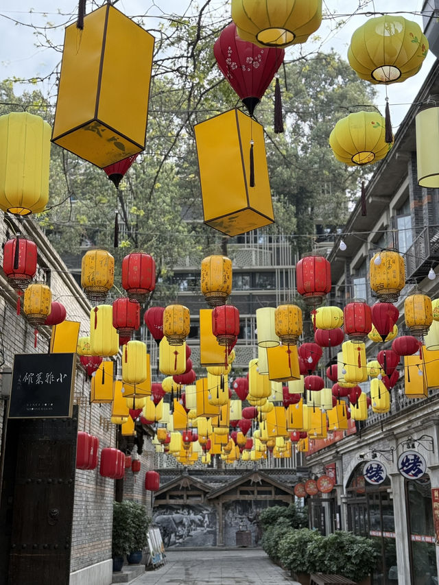 Chengdu marketplace in traditional vibe Chengdu marketplace in traditional vibe