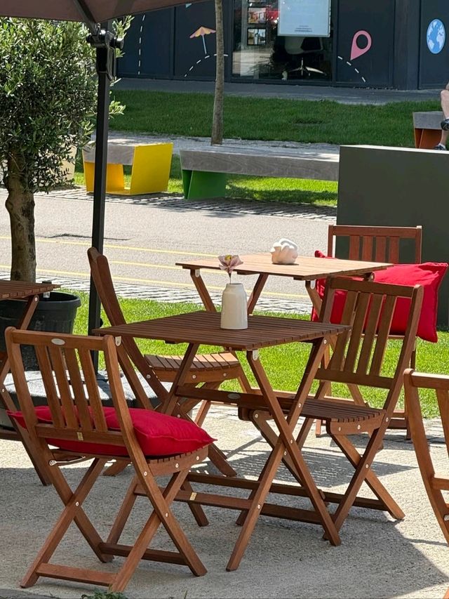 Q ART SPACE / CAFE