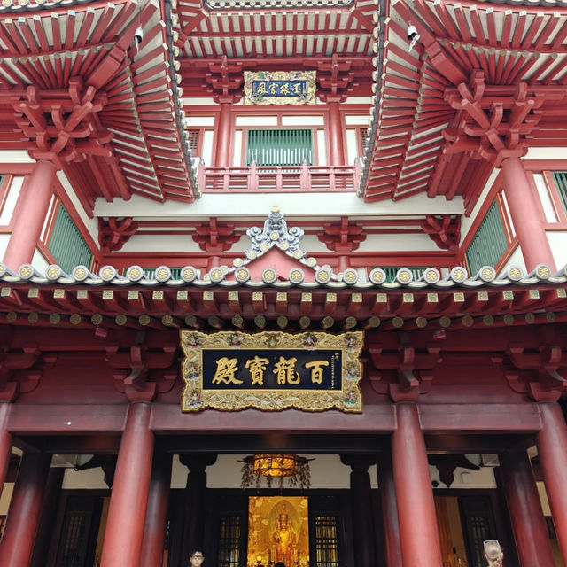 📍Buddha Tooth Relic Temple – Singapore
