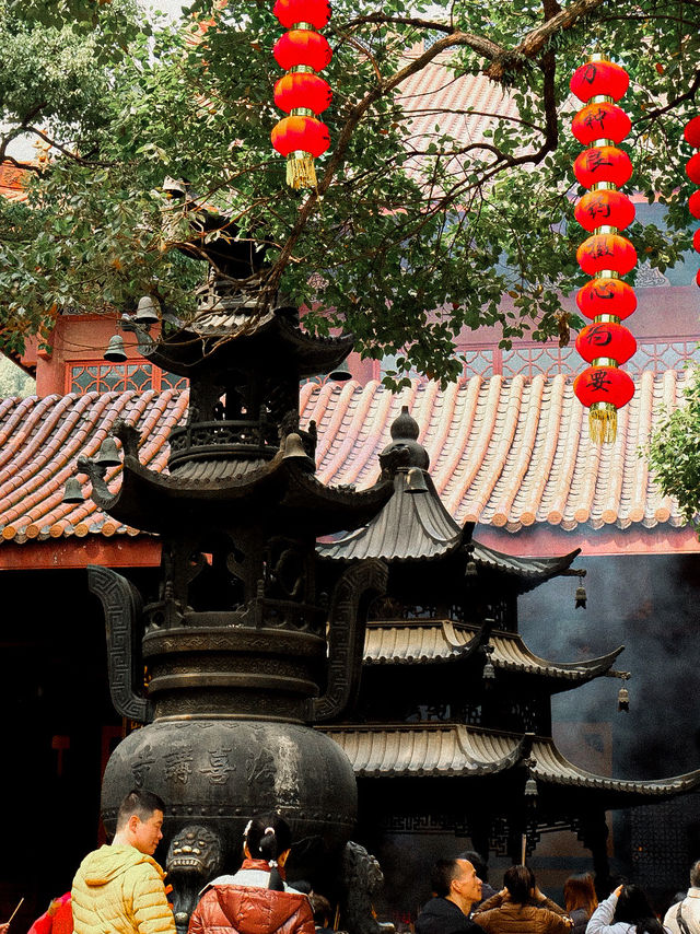 Faxi Temple - 法喜寺สักการะขอพรที่วัดฝาซี