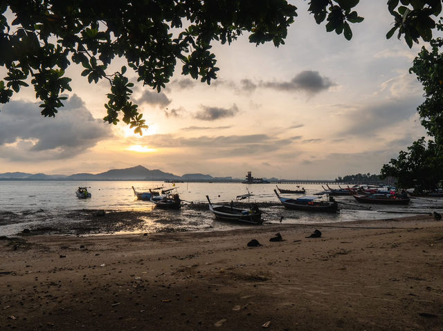 The Tropical Koh Mook 🌊🏝️