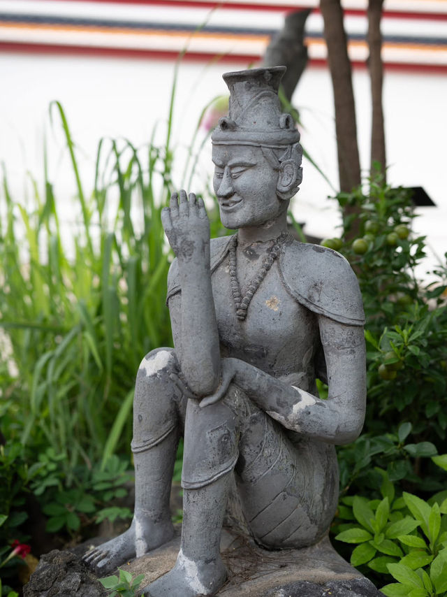 癒しの知恵が刻まれた、石像のポーズに学ぶ健康法🧘‍♂️✨