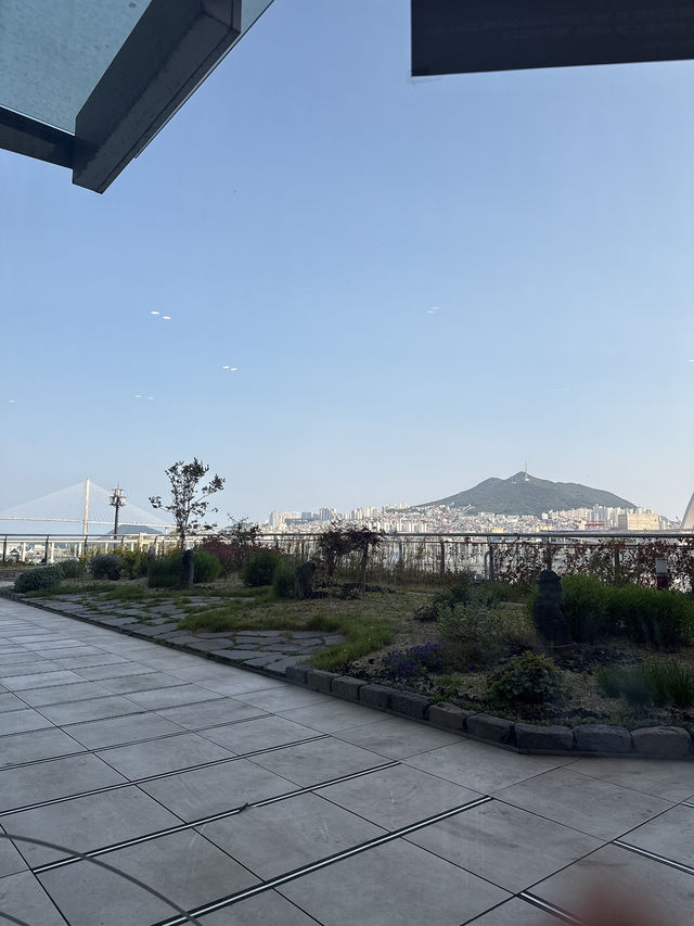 부산역 근처 부산 감성 물씬 리센테 카페