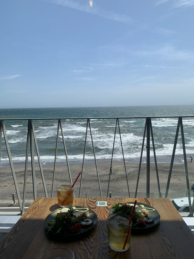 【神奈川🇯🇵】七里ヶ浜の絶景カフェでランチ🍽️