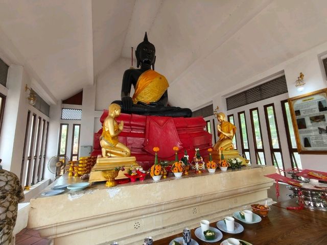 อยากปลดหนี้ต้อง วัดปรางค์หลวง นนทบุรี