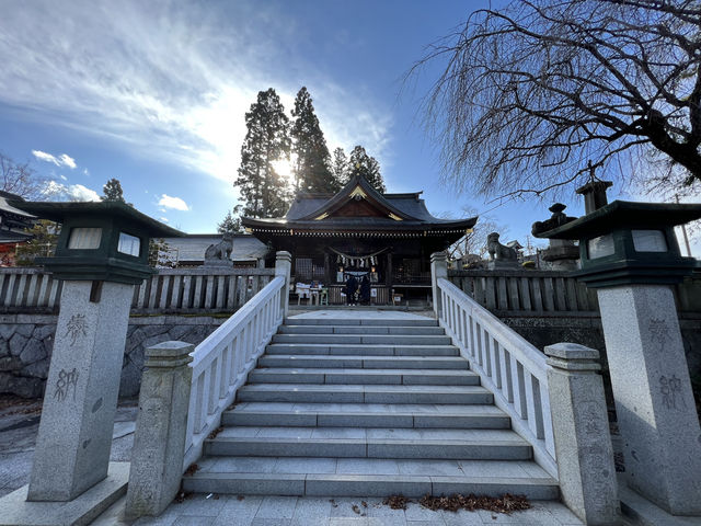 ⛩️ Tranquil and Revered – A Quiet Stop at Sakurayama Shrine