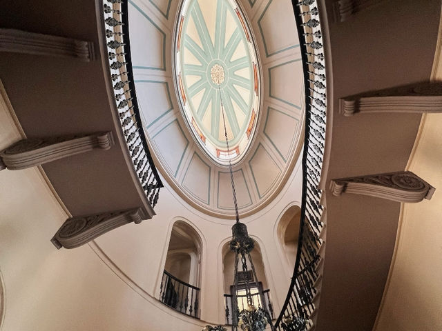Sydney Weekend: Explore the Grandeur of Elizabeth Bay House 🇦🇺 stately home!
