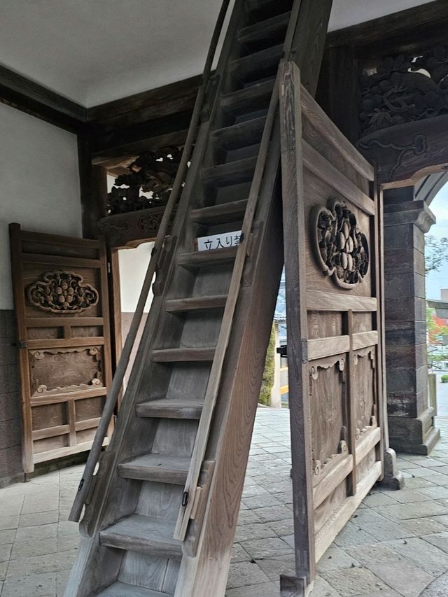 一.金澤名景〔尾山神社〕，彩色玻璃門樓的歷史之美⛩️✨