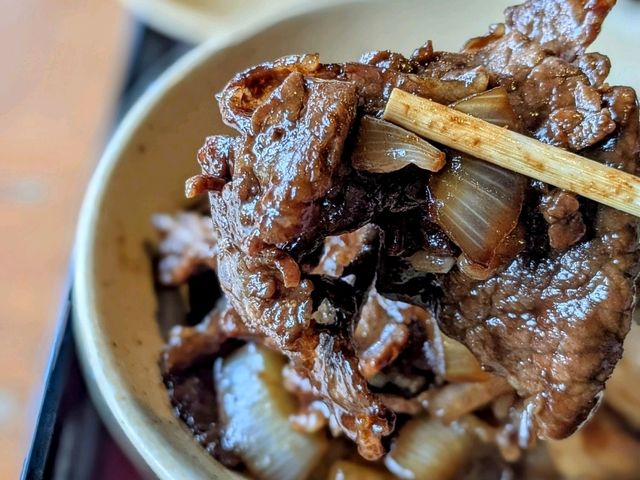 伊勢 | 豚捨 伊勢黑毛和牛專門店