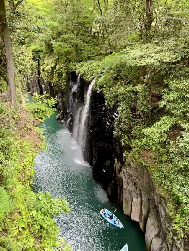 高千穗峽-划船才能看到的美景