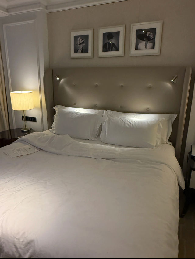 The Langham, Hong Kong — Timeless Elegance by the Harbour