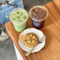 Hi Babe Café