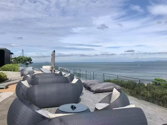 Bayphere Hotel Pattaya โรงแรมสวยวิวทะเล