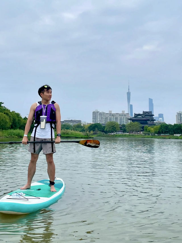 Urban Zen on Water: Paddleboarding at Haizhu Lake Park 🌆🧘‍♀️
