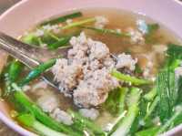 ข้าวต้มร้านLocal ร้านเก่าแก่เมืองแปดริ้ว