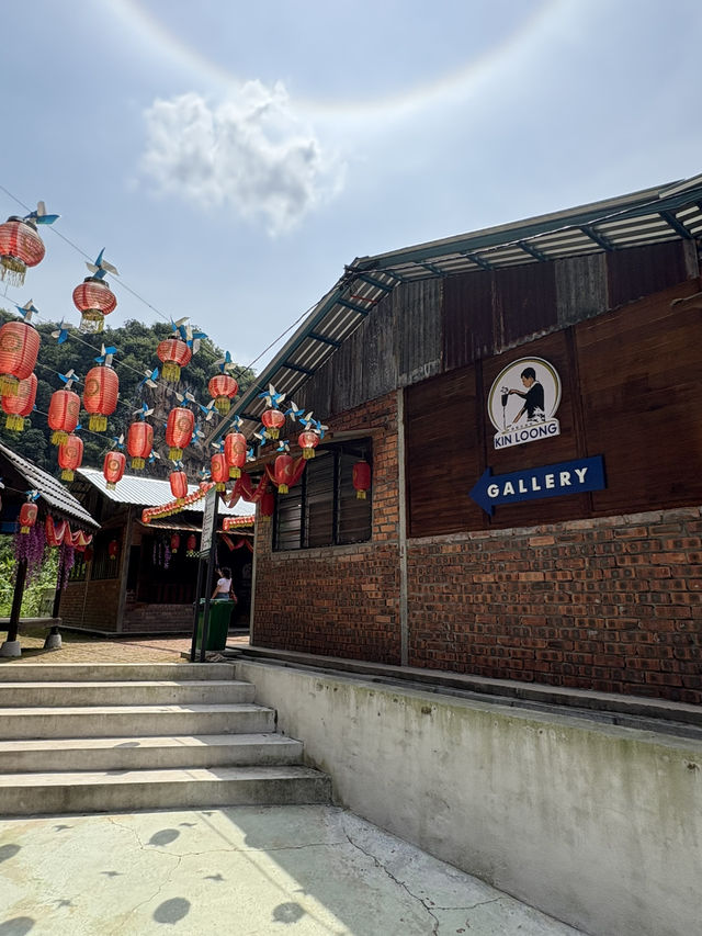 Kin Loong Gallery in Ipoh, A Display of White Coffee History