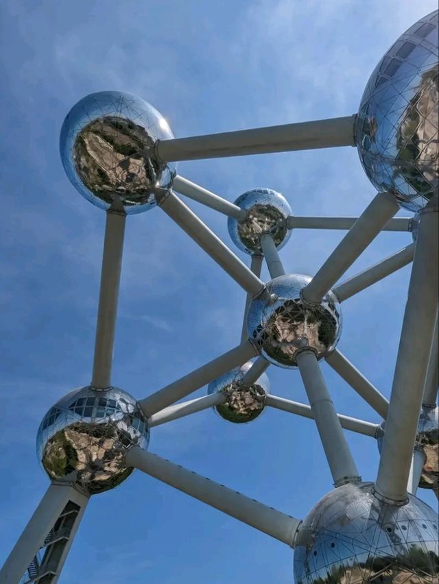 🔵⚪ Europe budget Trip;Discover the Atomium – Brussels' Futuristic Landmark! 🇧🇪