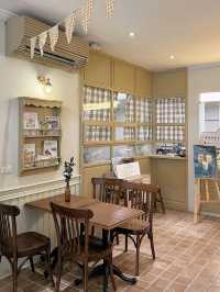 Camy Cafe – Good Old Days is a cozy,