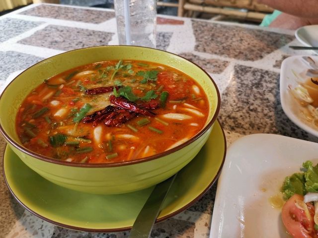 ส้มตำสะพานปลาขลุง