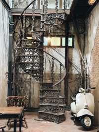 หลงรัก คอฟฟี่ โรสเตอร์ (Long Lux Coffee Roasters)