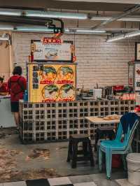 Midday Makan Spot for Local Favourites — KW Food Street, Pandan Indah