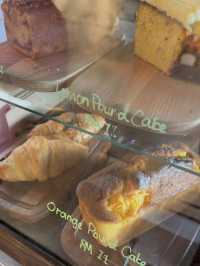 Rustic Vibes, Indoor Trees, and Cat Company: Grind.jb Café in Taman Sentosa