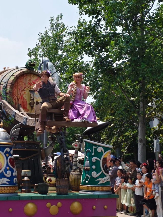 The Heart of Magic: Shanghai’s Towering Tribute to Princesses