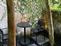 Minimalism, Light & Quiet Moments – A Hidden Gem Stay at Lloyd’s Inn Singapore