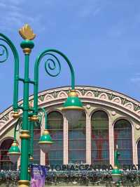 Tiny Tiaras & Toy Soldiers: The Best of Shanghai Disneyland for Kids