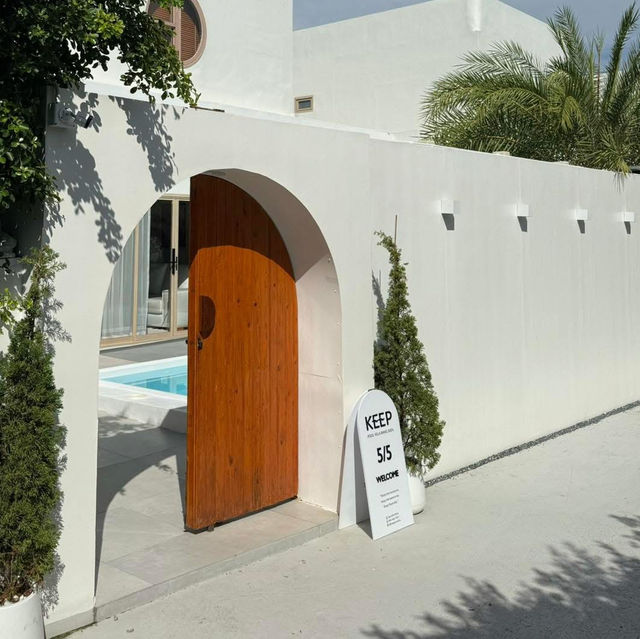 KEEP POOL VILLA Bangsaen, ชลบุรี  