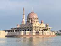 📍KL to Putrajaya Pink Mosque — Best Travel Hack 🕌