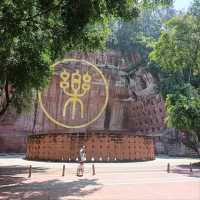 Exploring the Leshan Area, Sacred Cliffs and River Views