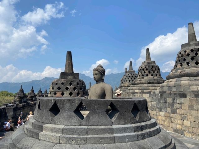 บุโรพุธโธ (Borobudur)