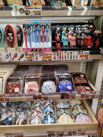Souvenir Heaven 🎁✨ Things You Must Bring Home from Japan | Trip
