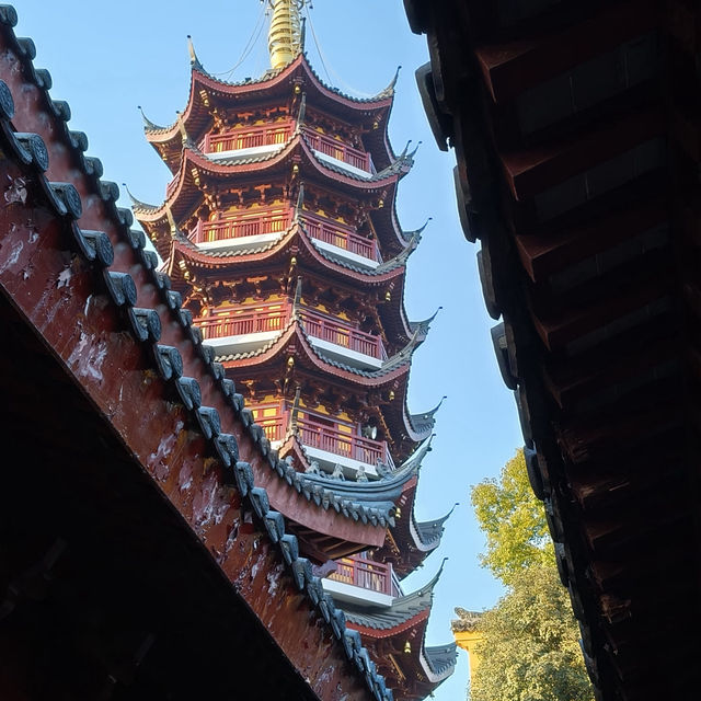 🪷 Jiming Temple – Nanjing’s Oldest Buddhist Temple 🪷