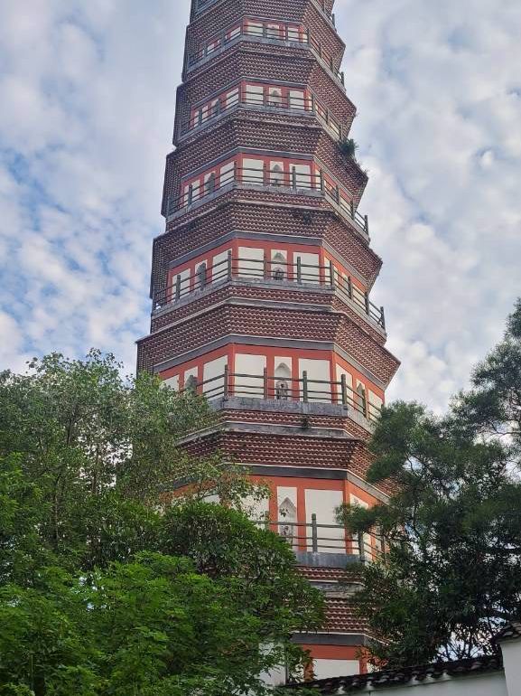 廣州 琵州塔廣州塔 獵德大橋
